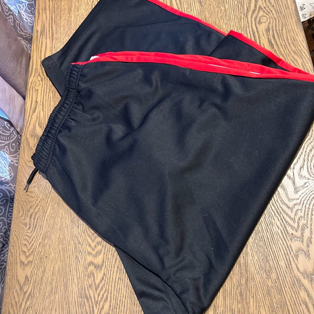 Men’s Pants - Picture 5 of 14